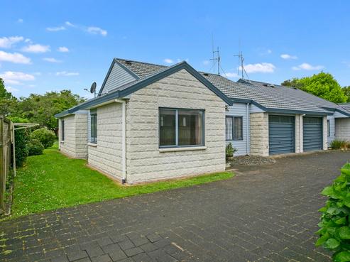 16 Cedar Crescent, Matamata