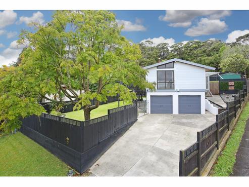 13 Chrisarda Place, Red Hill