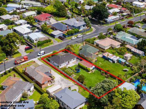 18 Ward Crescent, Te Atatu Peninsula