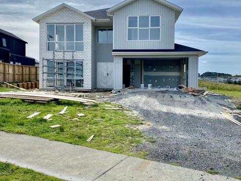 4 Whawhaki Road, Beachlands