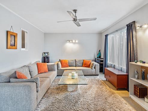 11 Elizabeth Drive, West Harbour