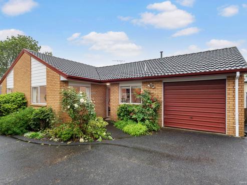240A Te Atatu Road, Te Atatu South