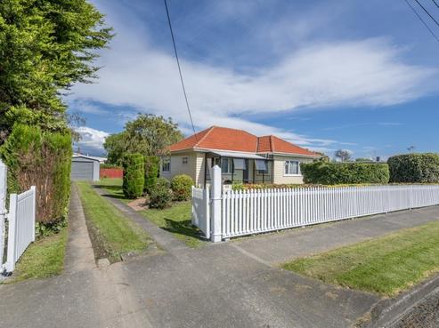 42 Aotaki Street, Otaki