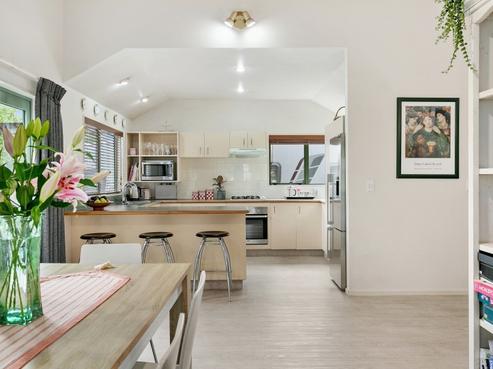 2/16 Arrowsmith Avenue, Waipahihi