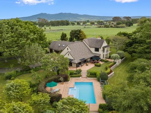 142 Reid Road, Ngahinapouri