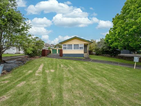 68 Patons Road, Howick