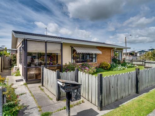2/72 Murphy Road, Taradale