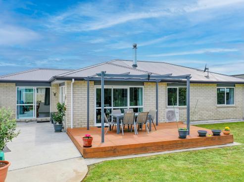 46 Bunyan Road, Coastlands