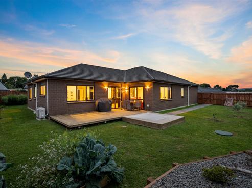 16 Kauri Drive, Waiuku