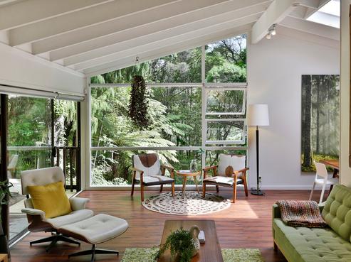 2 Takahe Road, Titirangi