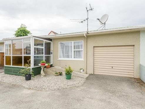 2/3B Marsden Road, Stoke
