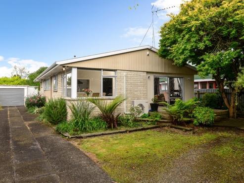 10 Pearl Place, Chartwell