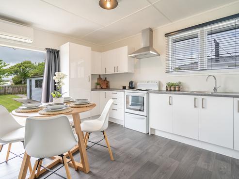 16 Forfar Crescent, Rockdale