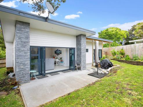 737A Swanson Road, Swanson