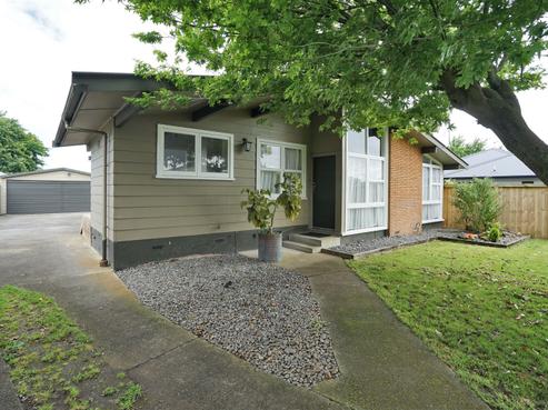 31 Clematis Avenue, Pukete