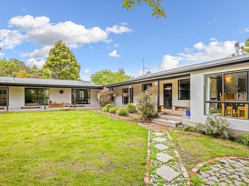 77 Kings Avenue, Waikuku Beach