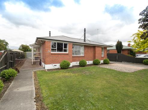 15 Davis Crescent, Netherby