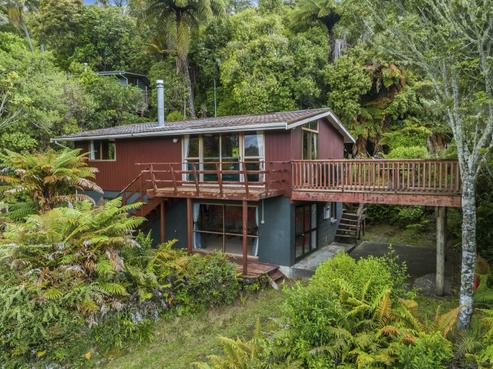 18 Te Kuru Lane, Pukawa