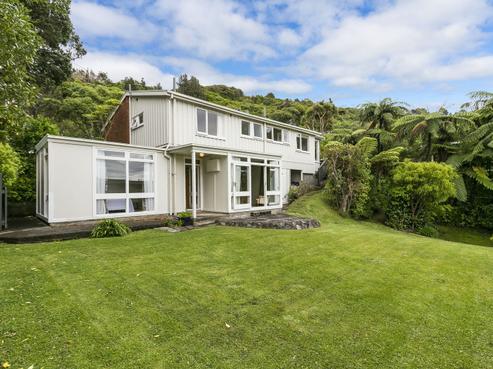 18 Hauraki Street, Karori