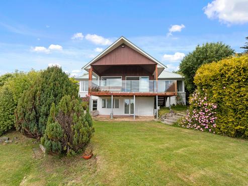 11 Madeley Road, Mount Pleasant