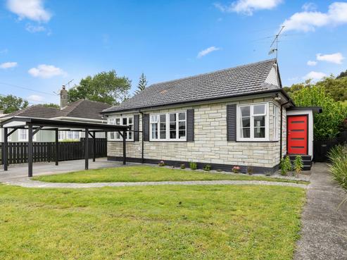 66 Waddington Drive, Naenae