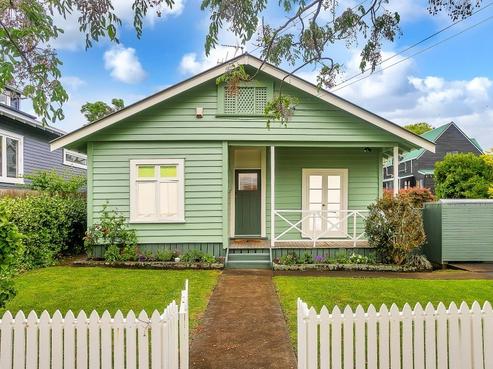 18 Oliver Street, Point Chevalier