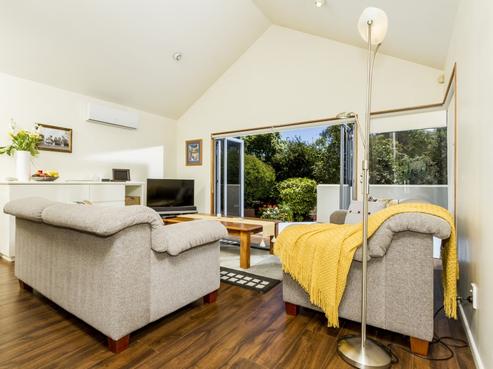 288 Glenvar Road, Torbay
