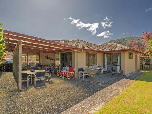 6 Crown Reef, Pauanui