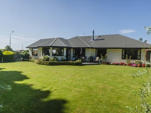 215 Pages Road, Gleniti