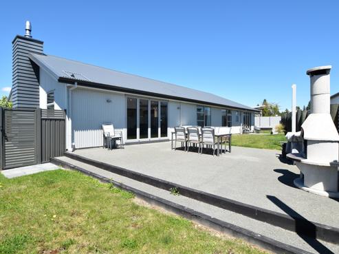 17 Rhoboro Road, Twizel