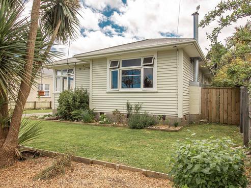 135 Peel Street, Westport