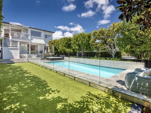 111 Vauxhall Road, Narrow Neck