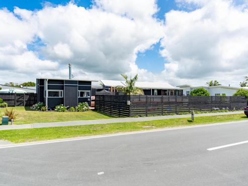 16 Seabreeze Road, Mangawhai Heads