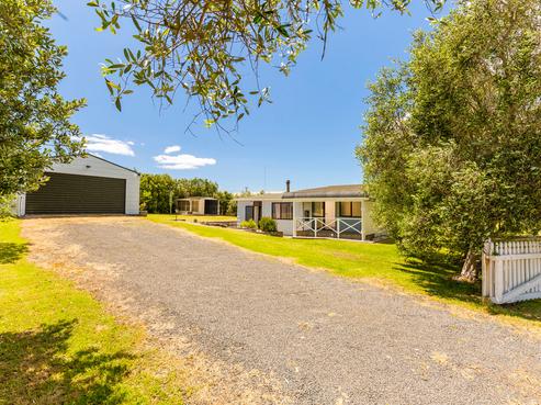 15 Costello Crescent, Pukehina