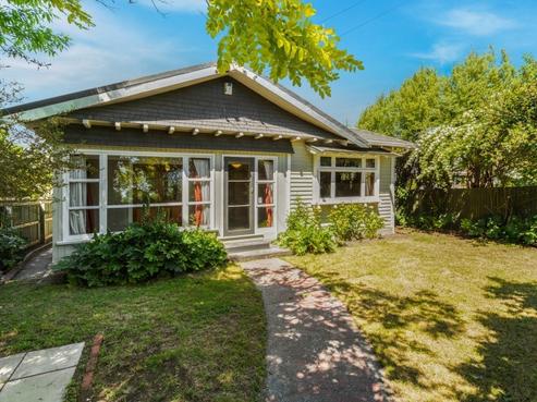 102 Retreat Road, Avonside