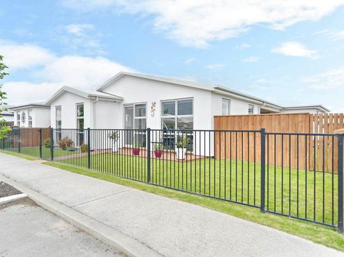 13 Winsloe Street, Pegasus