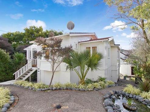 2/10 Alma Street, Te Atatu South