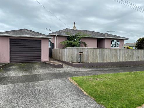 66 Strange Street, Waitara