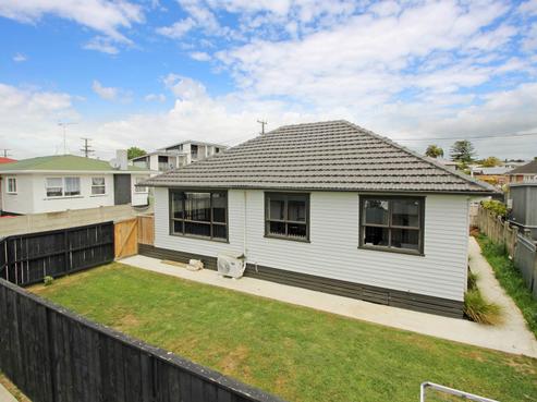 12 Everitt Road, Otara