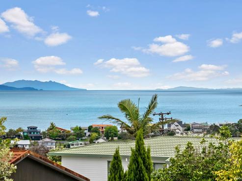 9 Brightside Road, Stanmore Bay