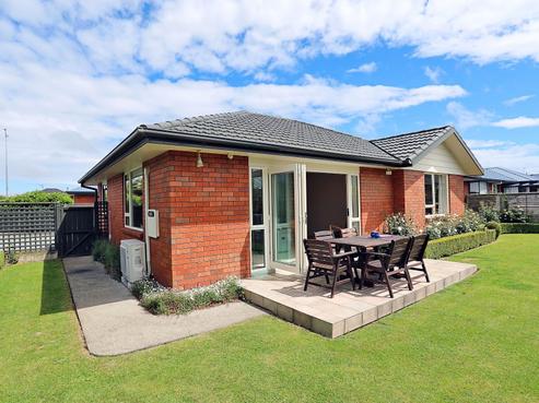 328 Herbert Street, Windsor