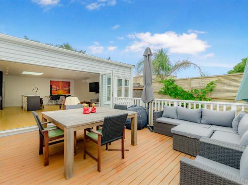 8 Webber Street, Paraparaumu Beach