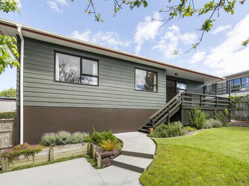 1 Romulus Place, Totara Vale