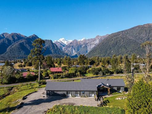 2 Williams Drive, Fox Glacier