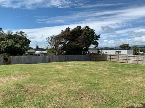 64A Marine Parade, Otaki Beach