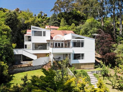 32 Irvine Road, The Cove