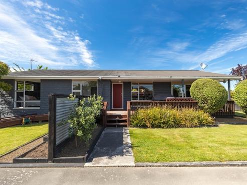 2 Panckhurst Drive, Woodend