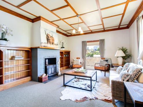 60 Shakespeare Road, Napier Hill