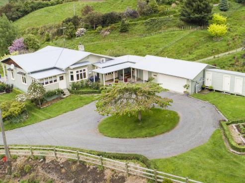 13 Marshall Road, Hunterville