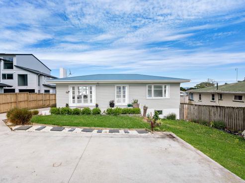 75 Great South Road, Manurewa